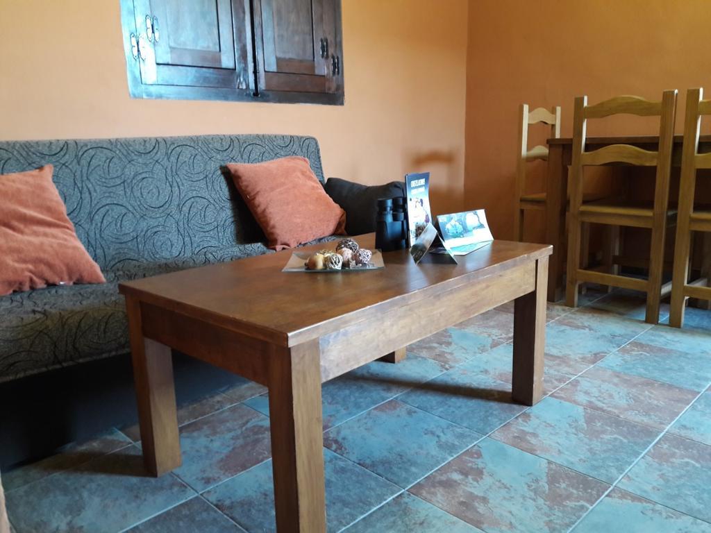 Los Montes Guest House Casas de Miravete Luaran gambar